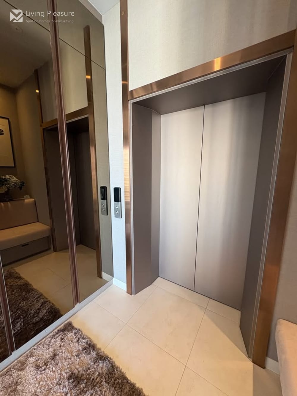 2-Bedroom Condo for Rent in Vittorio Sukhumvit 39 with City View near BTS Phrom Phong 9