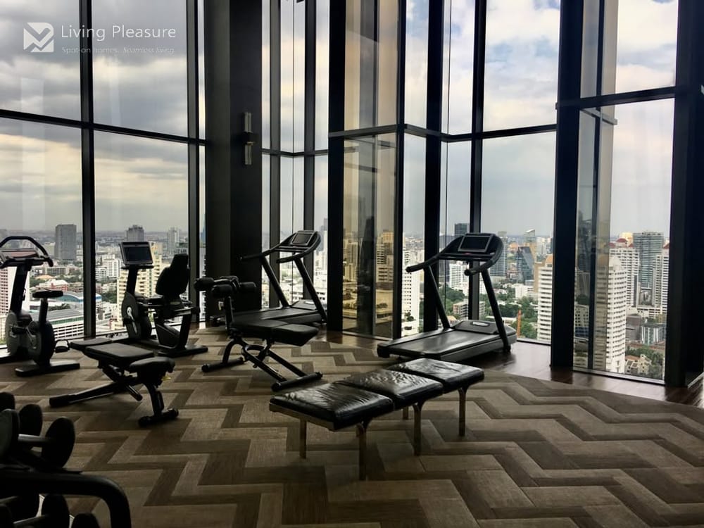 2-Bedroom Condo for Rent in Vittorio Sukhumvit 39 with City View near BTS Phrom Phong 24