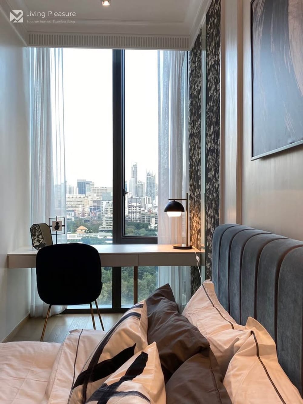 Luxury 1-Bedroom Apartment for Rent – 28 Chidlom 9