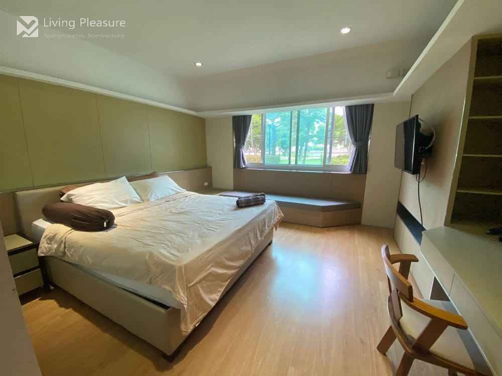 2-Bedroom Condo for Rent at Supalai River Resort with Stunning Sea View in Riverside, Bangkok 9