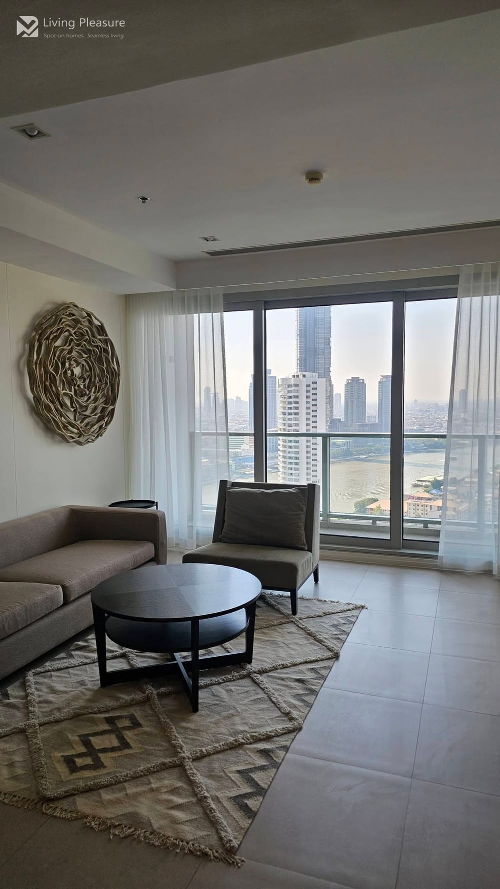 Luxury 2-Bedroom Condo for Rent at Supalai River Resort with Stunning Sea View in Riverside, Bangkok 3