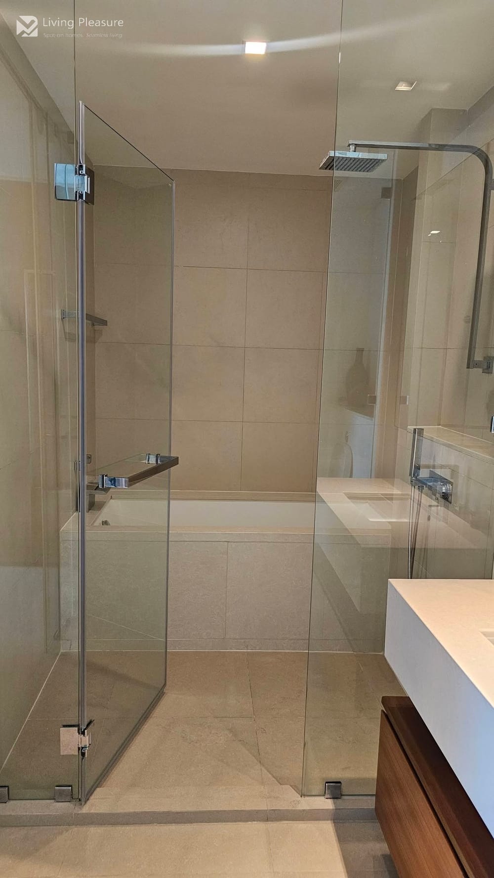 Luxury 2-Bedroom Condo for Rent at Supalai River Resort with Stunning Sea View in Riverside, Bangkok 11