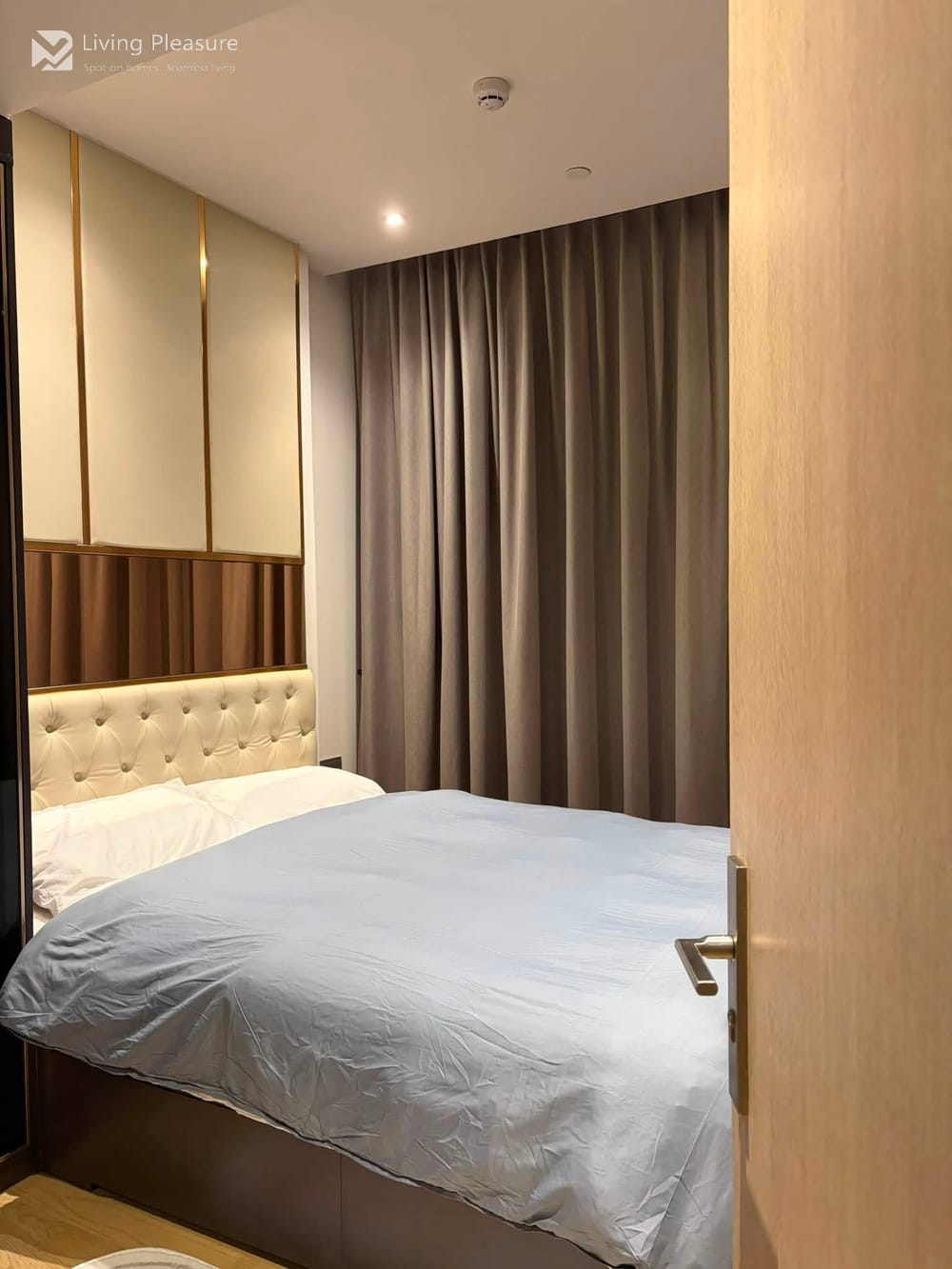 For Rent: Modern Condo at Ashton Asoke-Rama 9 near MRT Rama 9 2