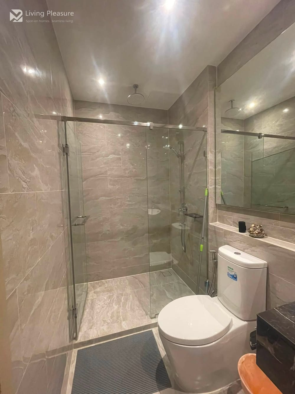 For Rent: Modern Condo at Ashton Asoke-Rama 9 near MRT Rama 9 7