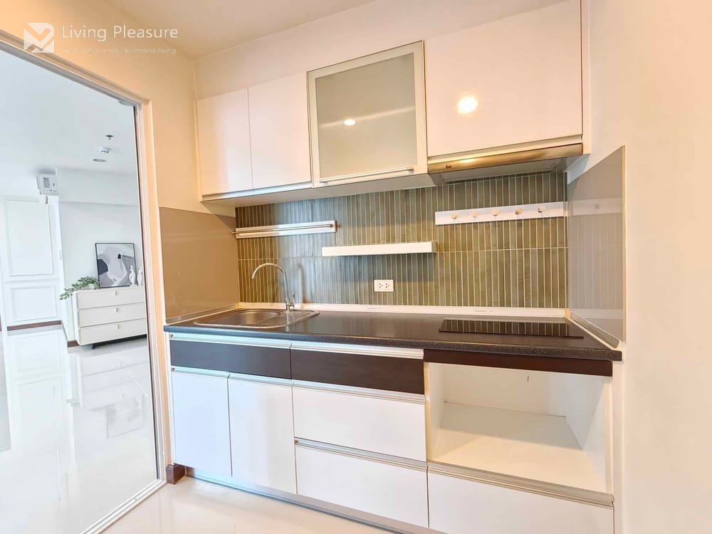 2-Bedroom Condo for Rent at Supalai Prima Riva with City View, Riverside, Bangkok 4