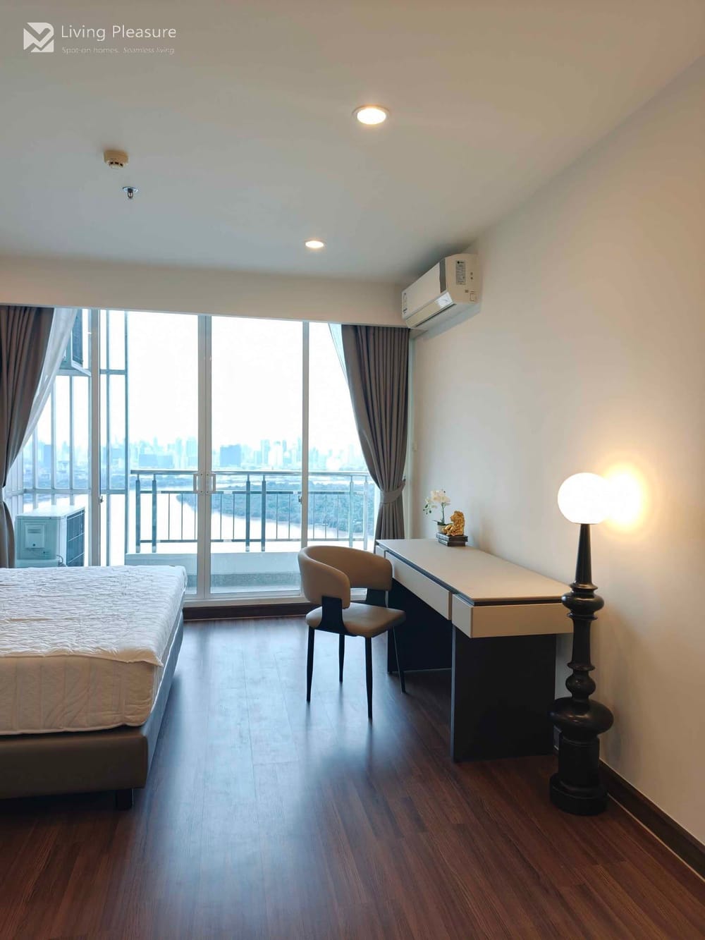 2-Bedroom Condo for Rent at Supalai Prima Riva with City View, Riverside, Bangkok 7