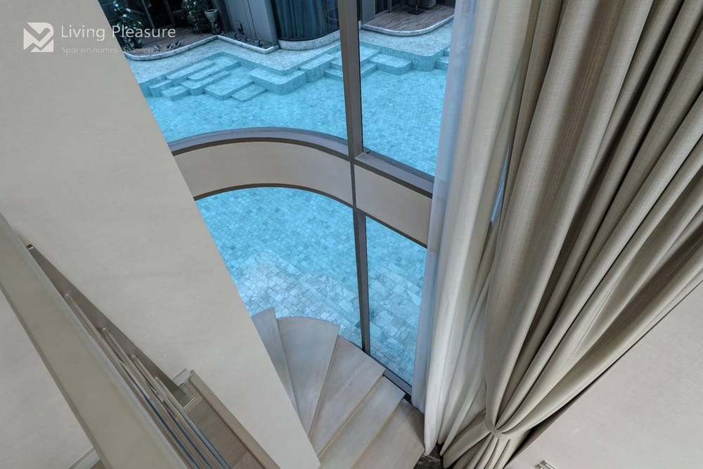 3-Bedroom Duplex for Rent in Ashton Residence 41 - Pet Friendly near BTS Phrom Phong 6