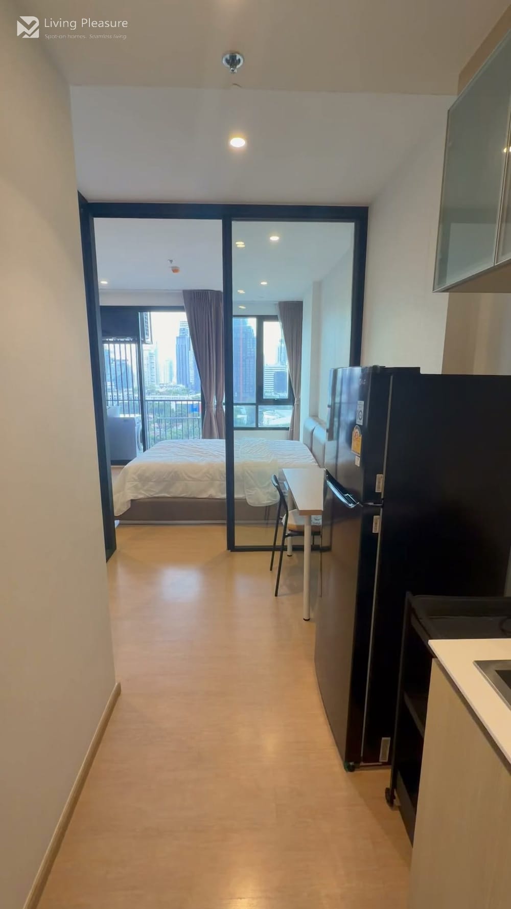 1-Bedroom Condo for Rent at MARU Ekkamai 2 - Pet Friendly, Near BTS Ekkamai 11