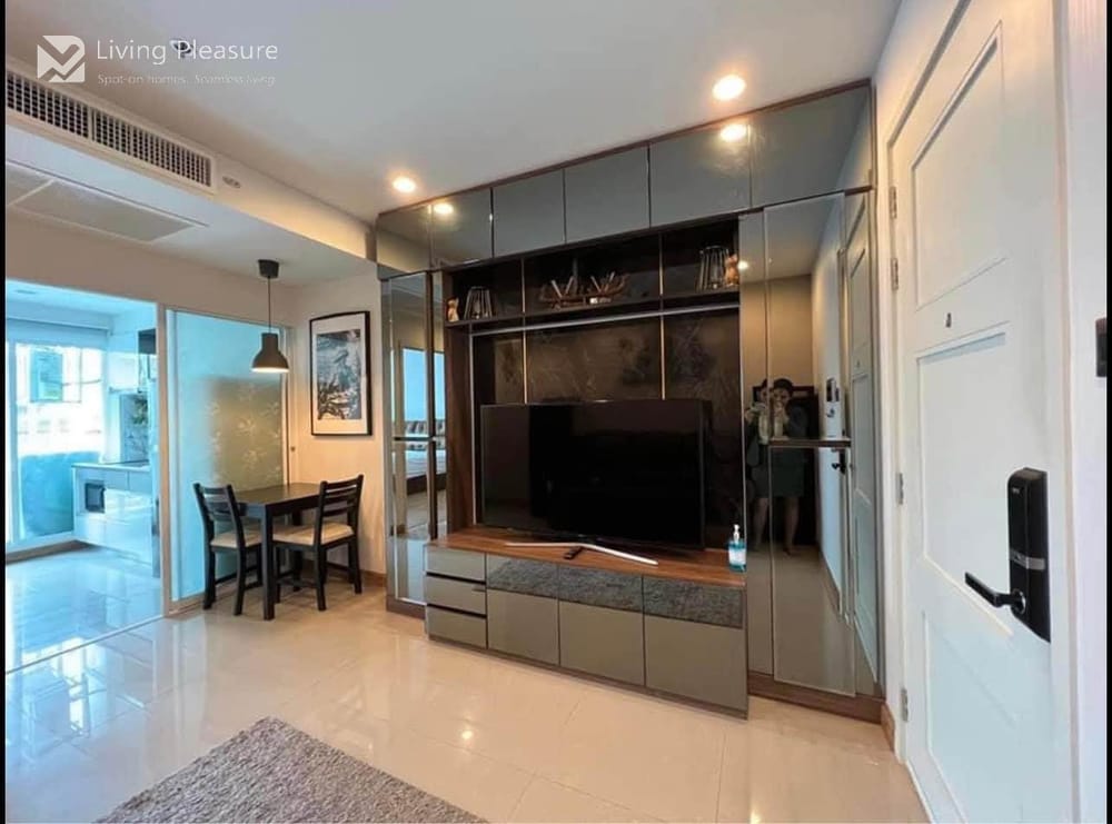 1-Bedroom for Sale & Rent at Supalai Wellington, Near MRT Thailand Cultural Centre in Huai Khwang, Bangkok 2