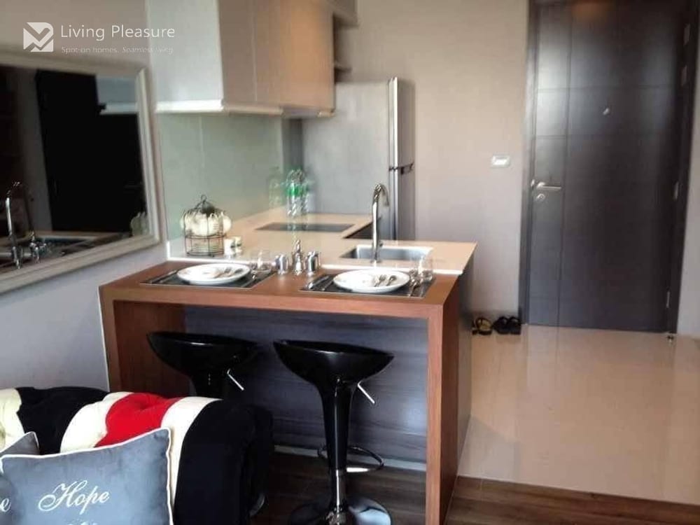 Modern 1-Bedroom Condo for Sale and Rent at Ceil by Sansiri, Upper Sukhumvit, Bangkok 7