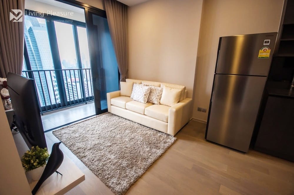 2-Bedroom Condo for Rent at Ashton Asoke, Steps from MRT Sukhumvit 3