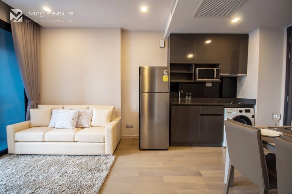2-Bedroom Condo for Rent at Ashton Asoke, Steps from MRT Sukhumvit 4