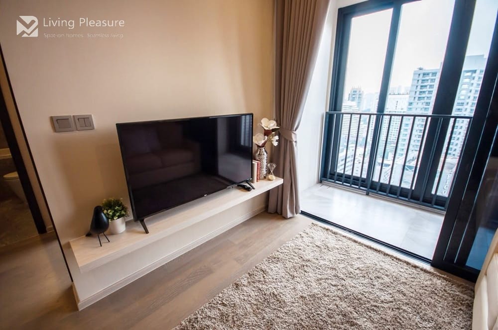 2-Bedroom Condo for Rent at Ashton Asoke, Steps from MRT Sukhumvit 6