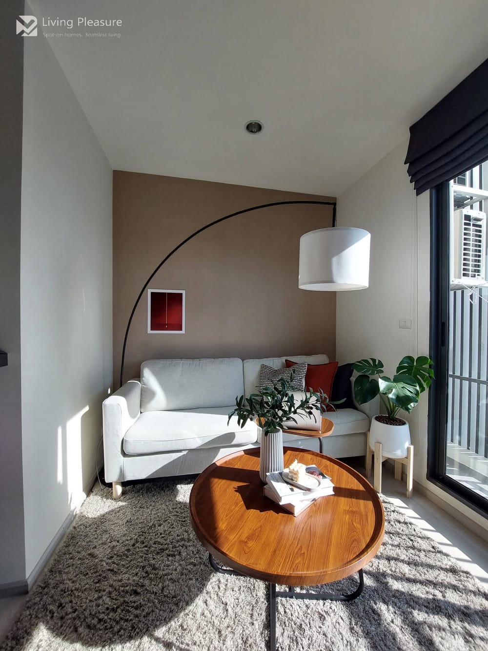 1-Bedroom Condo for Rent at Rhythm Asoke 2 Near MRT Phra Ram 9 in Huai Khwang, Bangkok 8