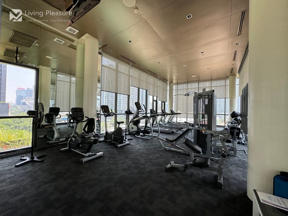 1-Bedroom Condo for Rent at Rhythm Asoke 2 Near MRT Phra Ram 9 in Huai Khwang, Bangkok 13