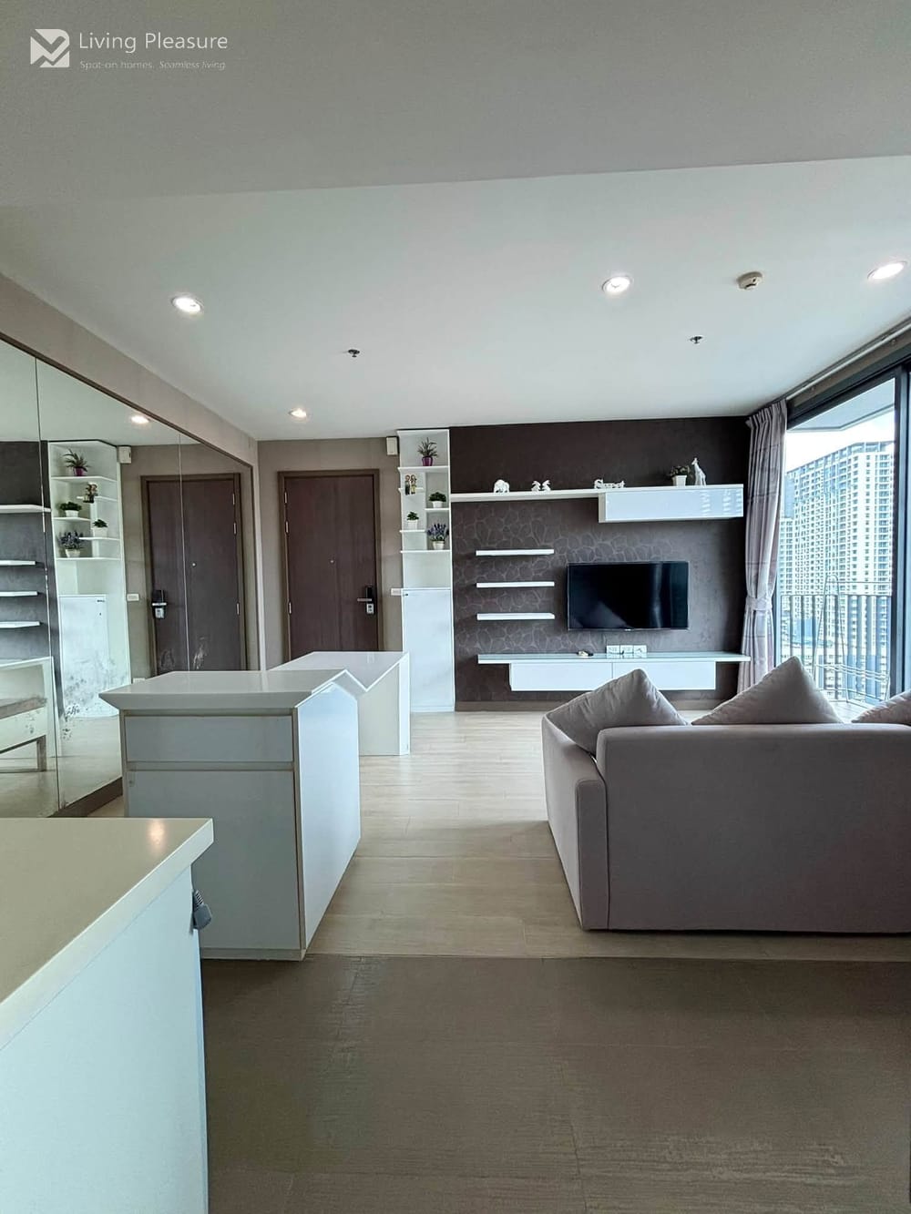 1-Bedroom Condo for Rent at Pyne by Sansiri | Stunning City View Near BTS Ratchathewi 13