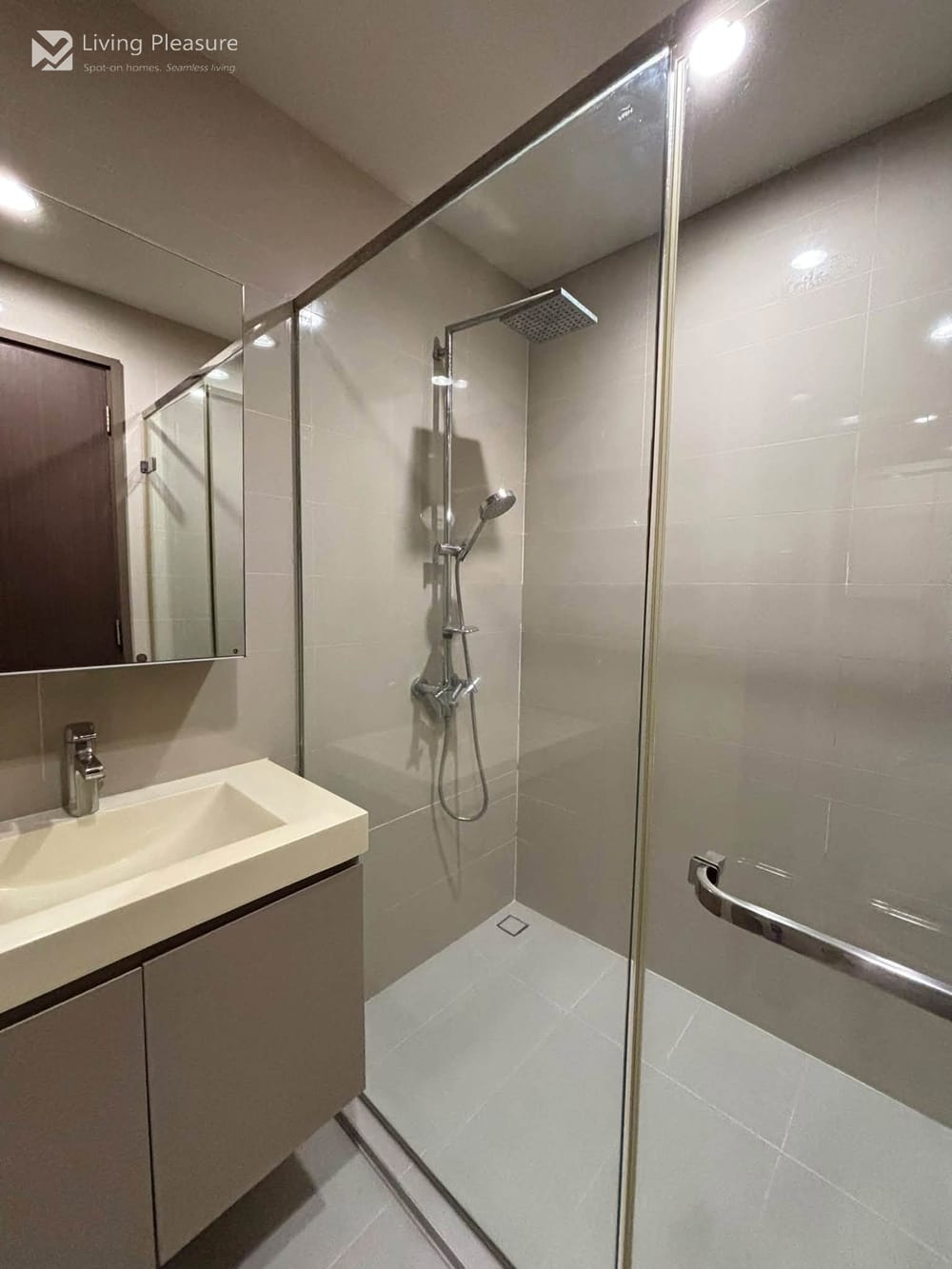 1-Bedroom Condo for Rent at Pyne by Sansiri | Stunning City View Near BTS Ratchathewi 21