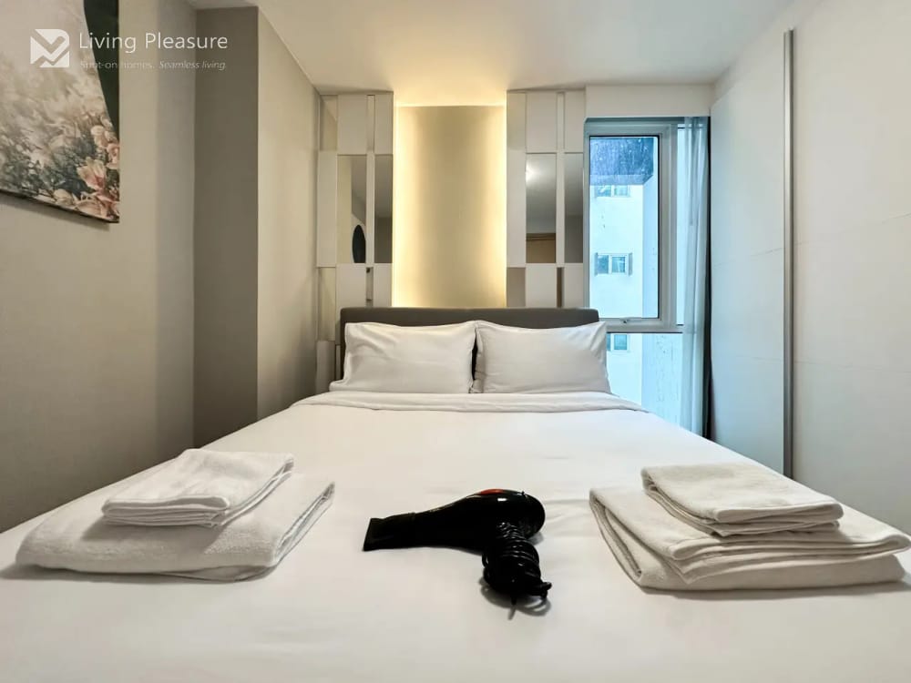 Interlux Premier 2