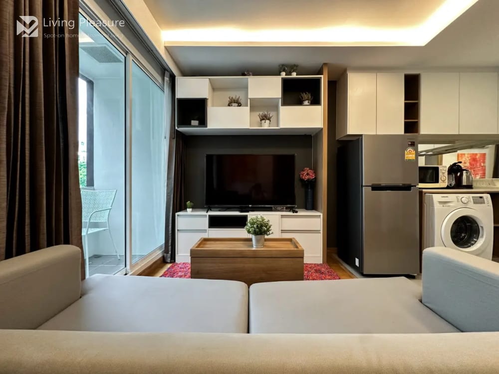 Interlux Premier 6