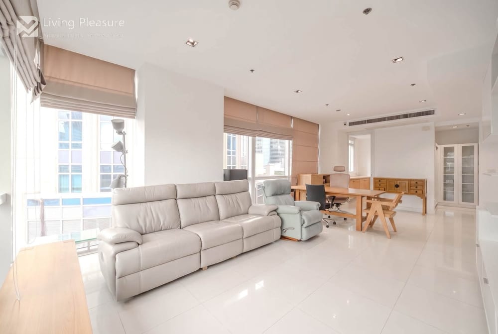 2 Bedroom Unit in Athenee Residence, Upper Sukhumvit - Steps from BTS Phloen Chit 3