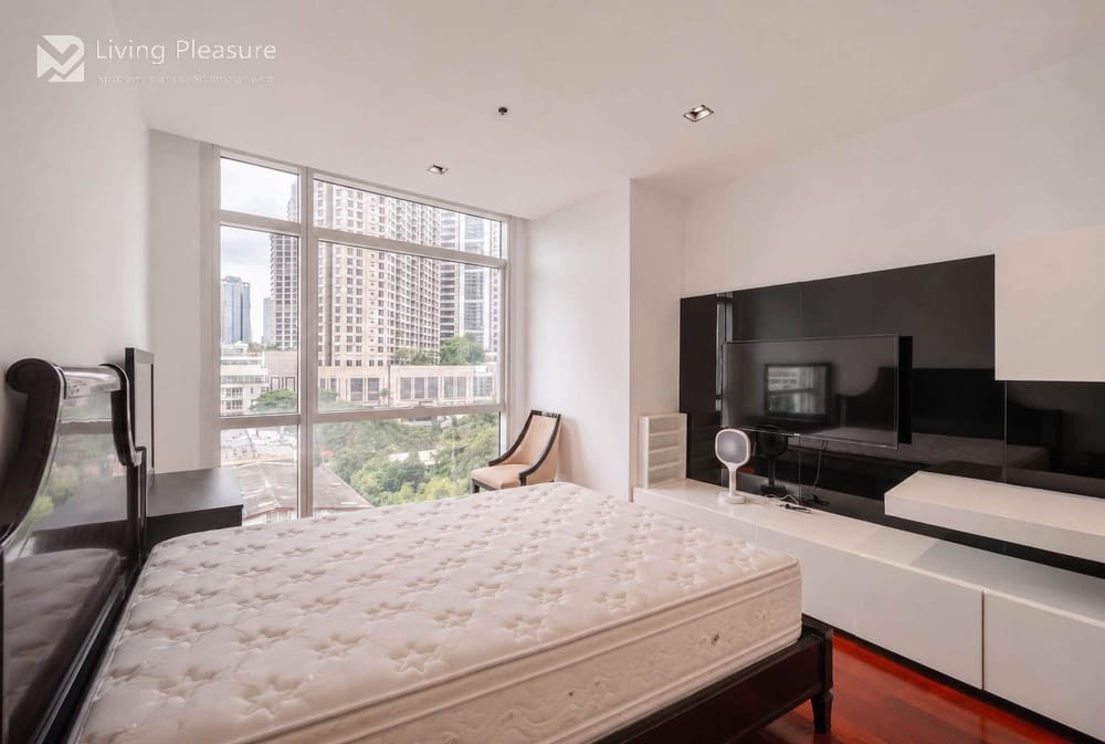 2 Bedroom Unit in Athenee Residence, Upper Sukhumvit - Steps from BTS Phloen Chit 14