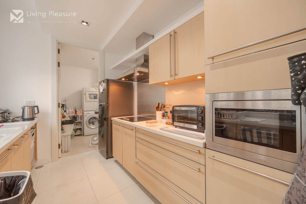 2 Bedroom Unit in Athenee Residence, Upper Sukhumvit - Steps from BTS Phloen Chit 17