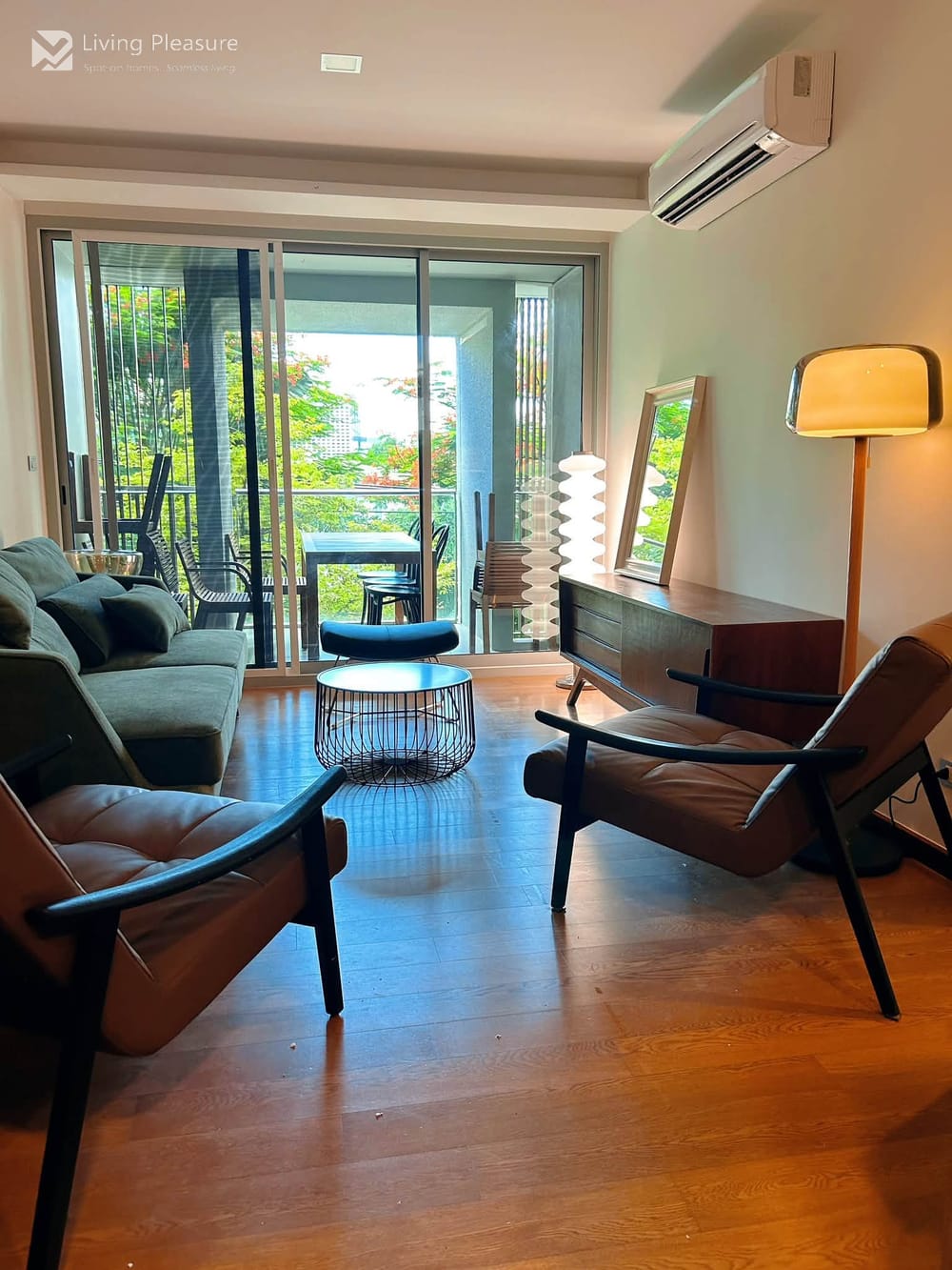 2-Bedroom Condo for Rent at Via 31, Upper Sukhumvit - Pet Friendly, Near BTS Phrom Phong 1