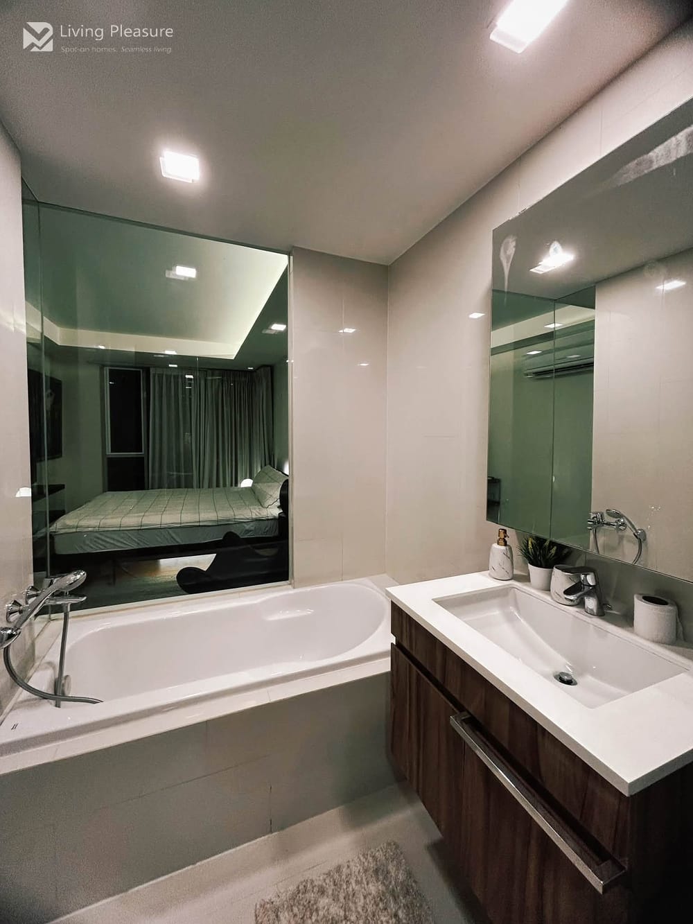 2-Bedroom Condo for Rent at Via 31, Upper Sukhumvit - Pet Friendly, Near BTS Phrom Phong 12