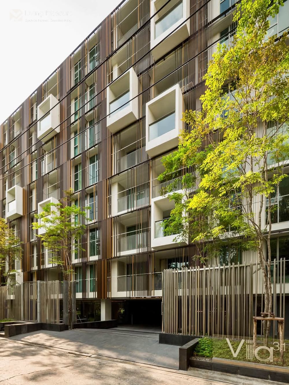 2-Bedroom Condo for Rent at Via 31, Upper Sukhumvit - Pet Friendly, Near BTS Phrom Phong 26