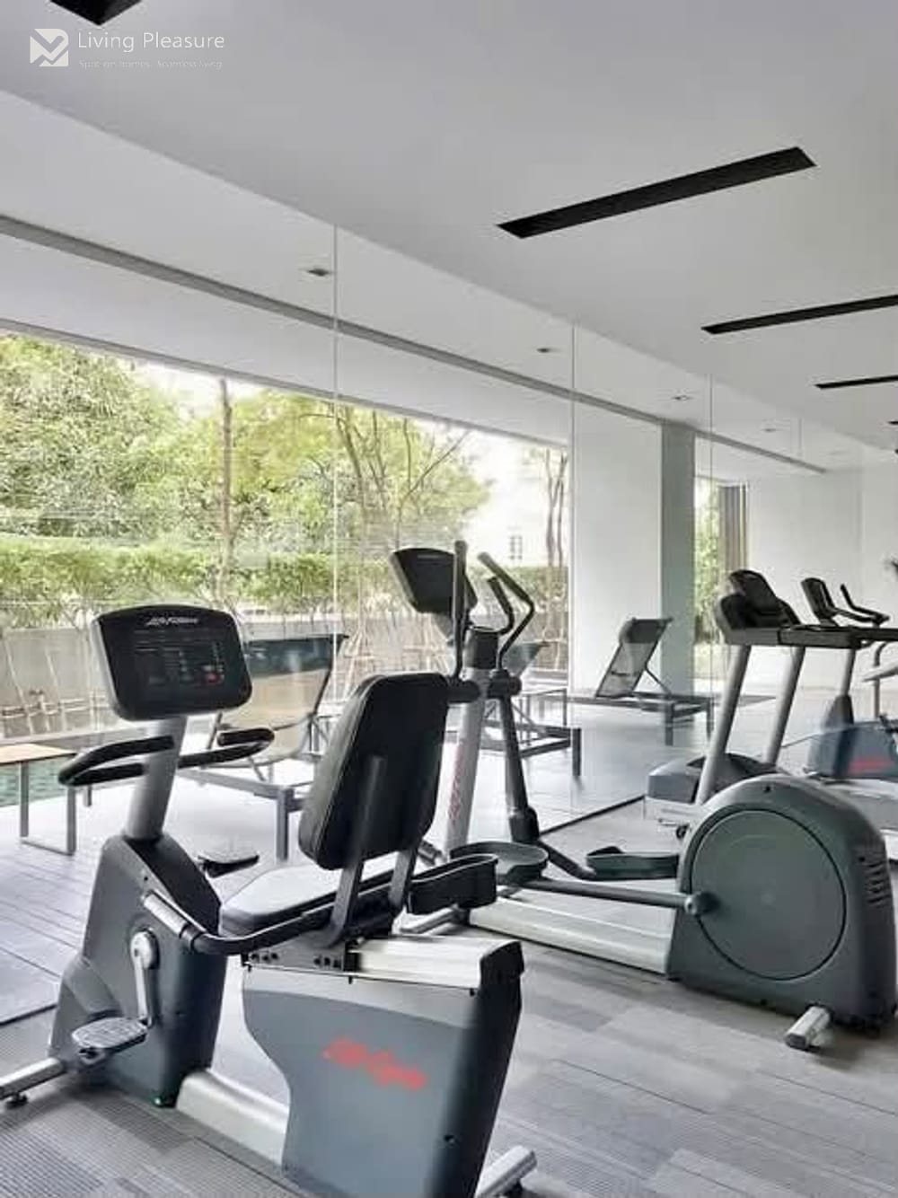 2-Bedroom Condo for Rent at Via 31, Upper Sukhumvit - Pet Friendly, Near BTS Phrom Phong 28