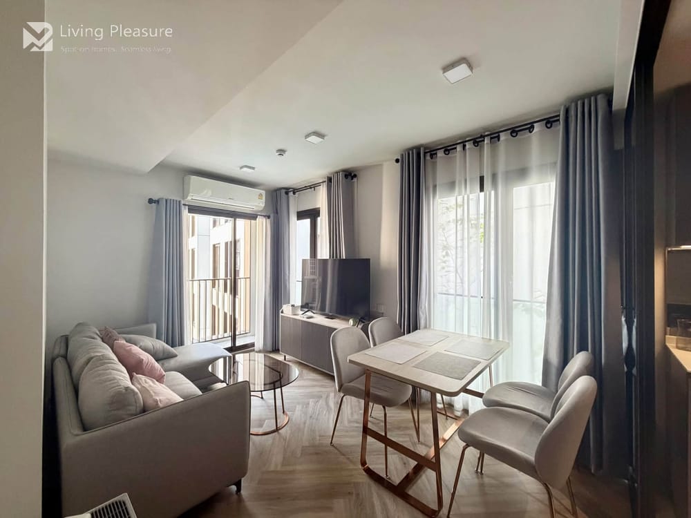 2-Bedroom Condo for Rent in Chapter Thonglor 25, Petchaburi Road, Bangkok with Air Conditioning 1