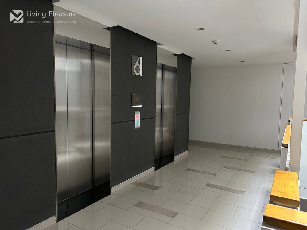2-Bedroom Condo for Rent in Via 31, Upper Sukhumvit - City View, Near BTS Phrom Phong 9