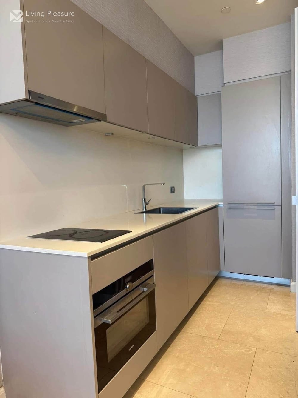 1-Bedroom River View Condo for Sale at Magnolias Waterfront Residences, BTS Charoen Nakhon 12
