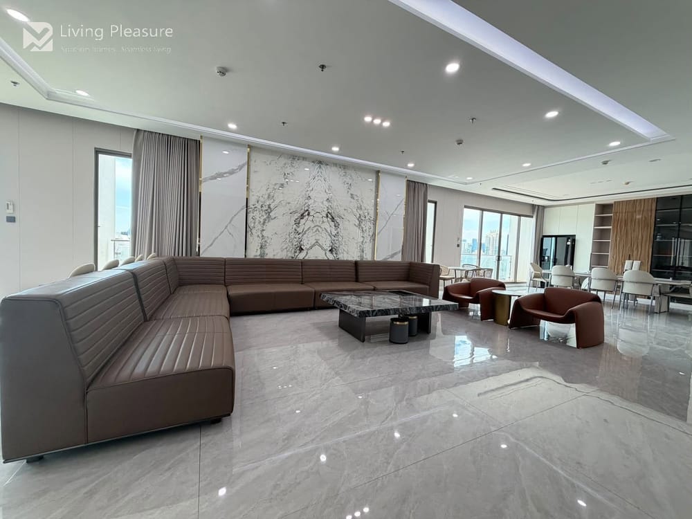Spacious 4-Bedroom House for Sale in Supalai Oriental Sukhumvit 39, Bangkok - Near MRT Phetchaburi 10
