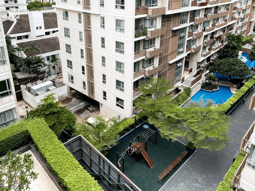 The Clover Thonglor  11