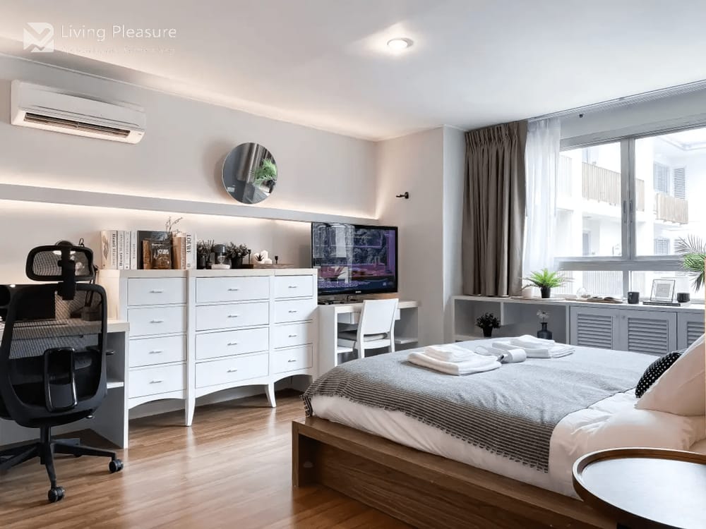 The Clover Thonglor  20