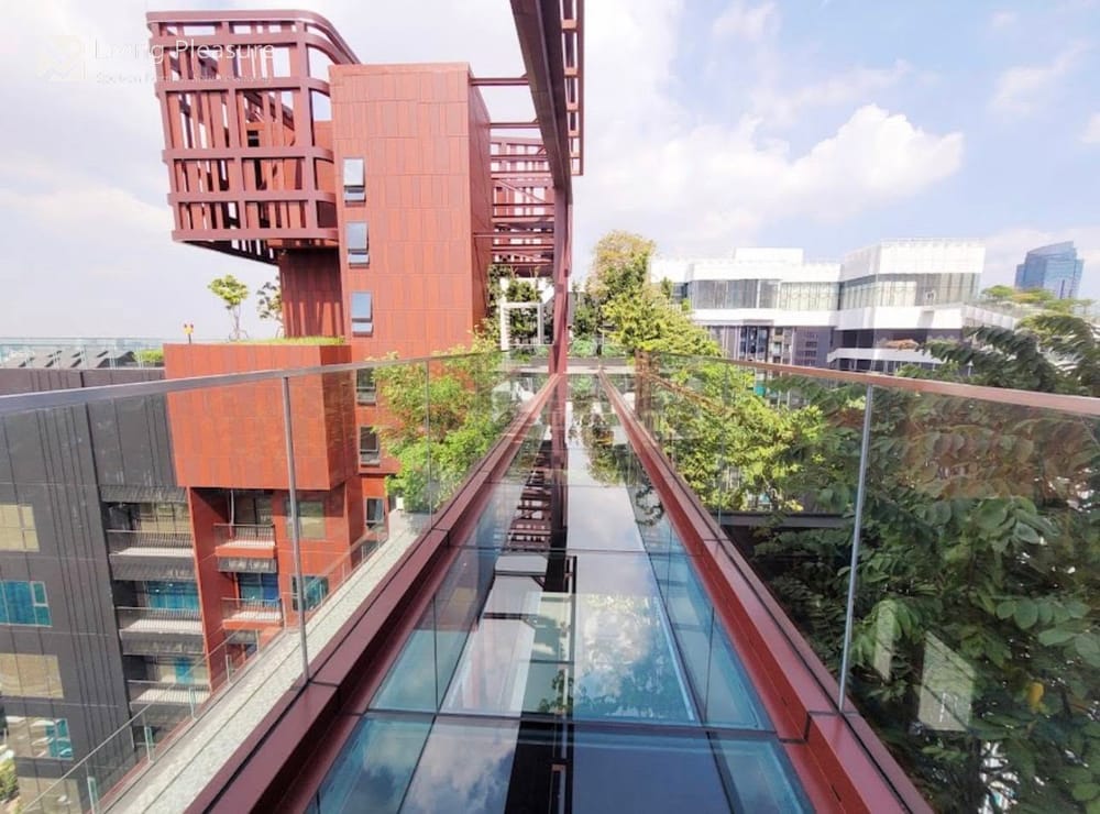 1 Bedroom Condo for Rent at Life Asoke Hype near MRT Phra Ram 9 in Huai Khwang, Bangkok 4