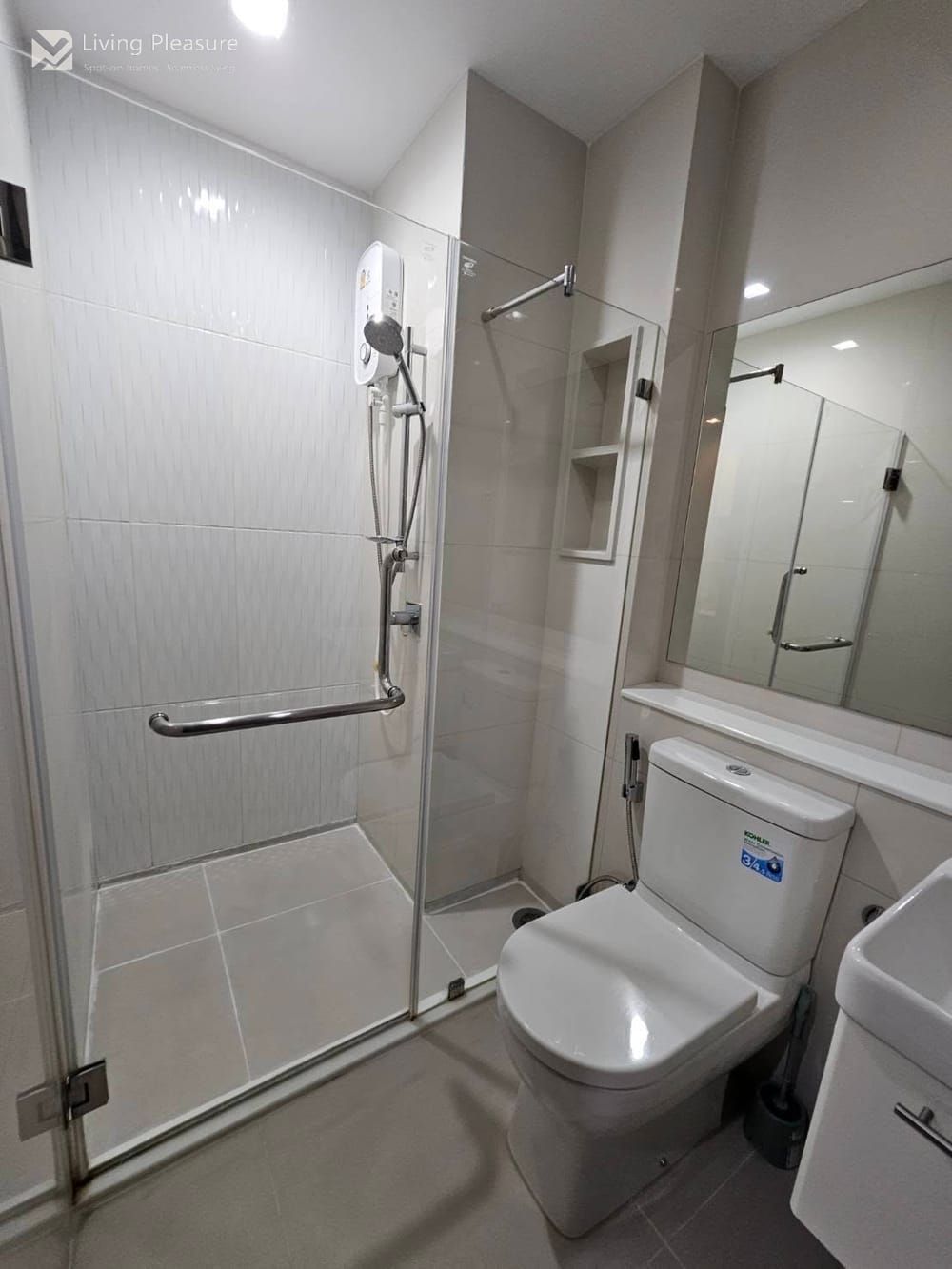1 Bedroom Condo for Rent at Life Asoke Hype near MRT Phra Ram 9 in Huai Khwang, Bangkok 11