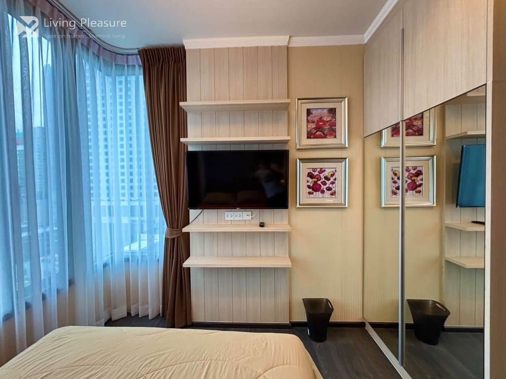 1 Bedroom Condo for Rent at Edge Sukhumvit 23 - City View, Steps from MRT Sukhumvit 16