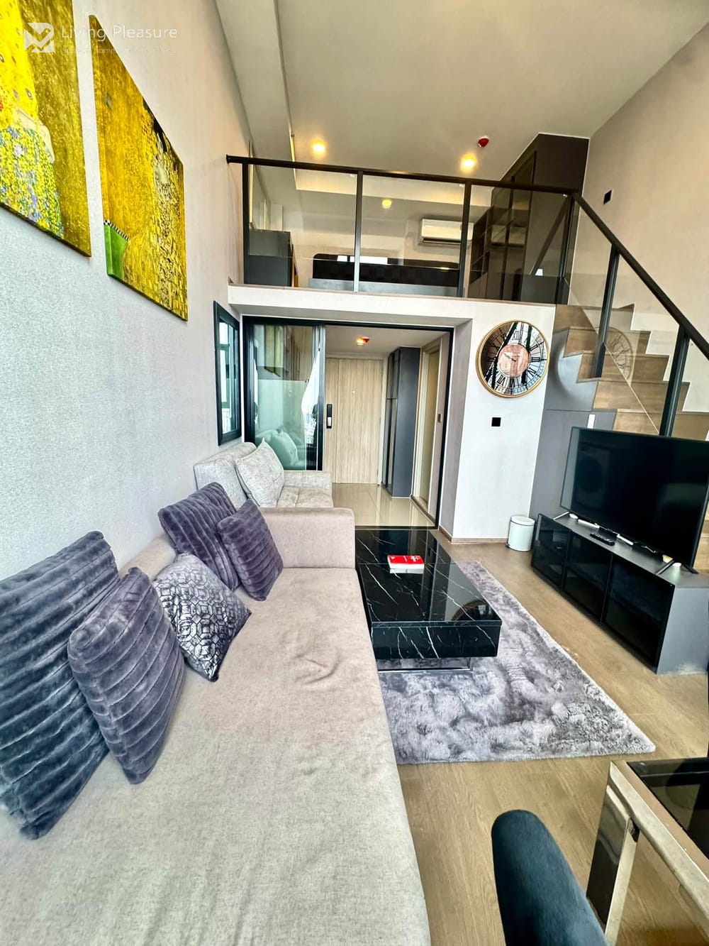 1-Bedroom Duplex for Rent in Park Origin Chula-Samyan, Bang Rak, Bangkok with Air Conditioning 3
