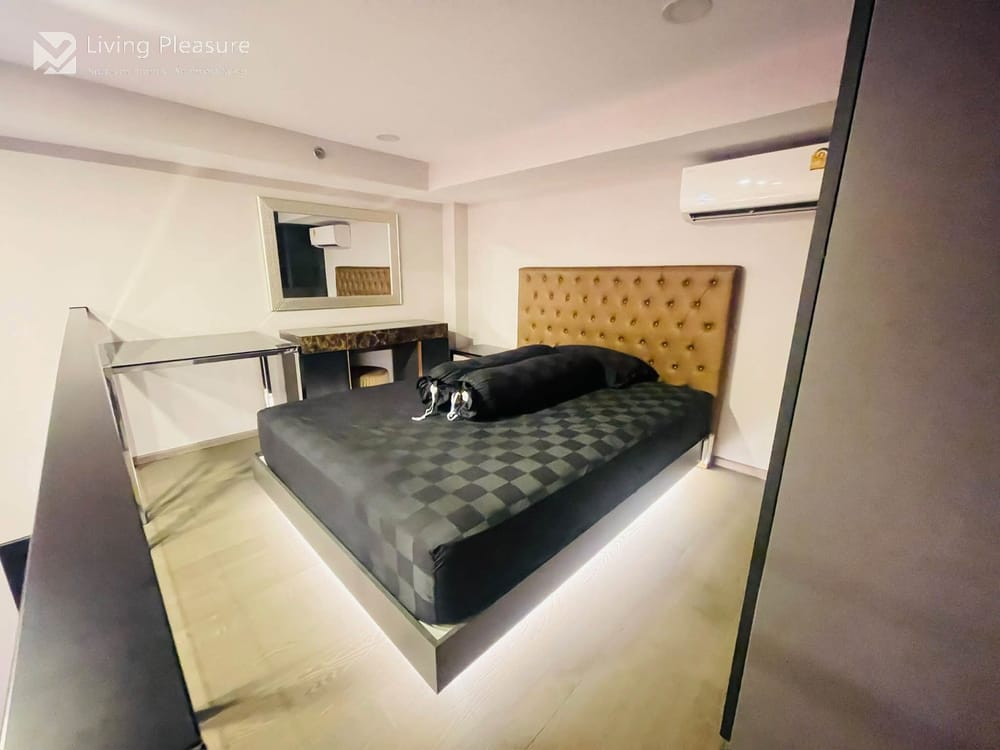 1-Bedroom Duplex for Rent in Park Origin Chula-Samyan, Bang Rak, Bangkok with Air Conditioning 9