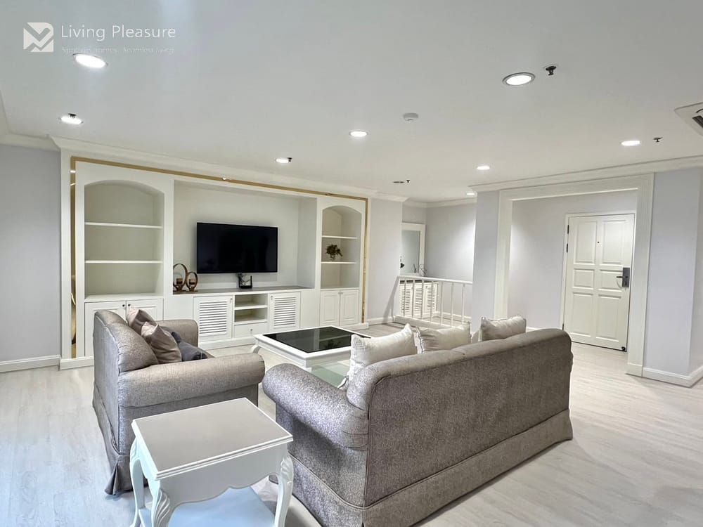 Luxury 3-Bedroom Condo for Rent at G.P. Grande Tower, Upper Sukhumvit - Pet Friendly, Close to MRT Sukhumvit 3