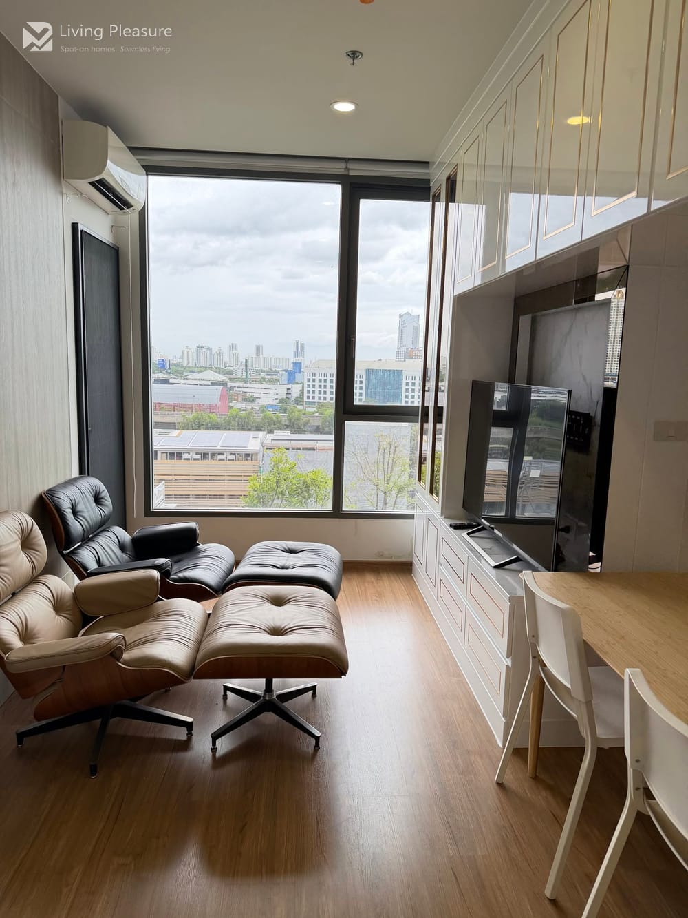 1 Bedroom Condo for Rent in CLOUD Thonglor-Phetchaburi, Bangkok with 24/7 Security 1