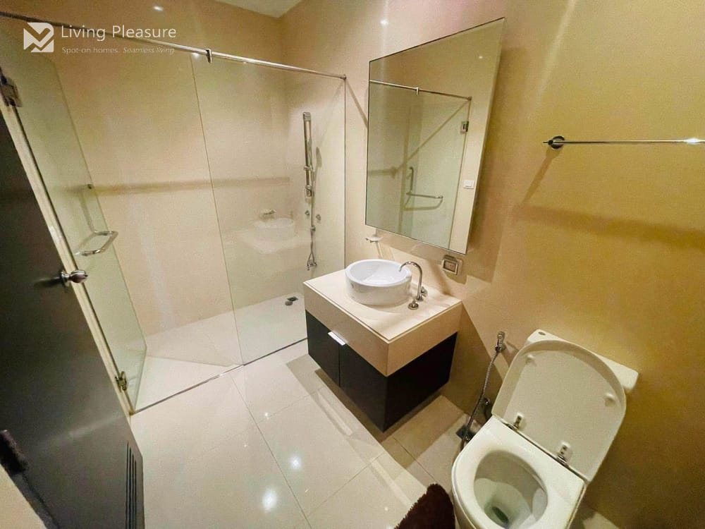 3 Bedroom Condo for Rent at The Madison, Steps from BTS Phrom Phong in Upper Sukhumvit, Bangkok 8