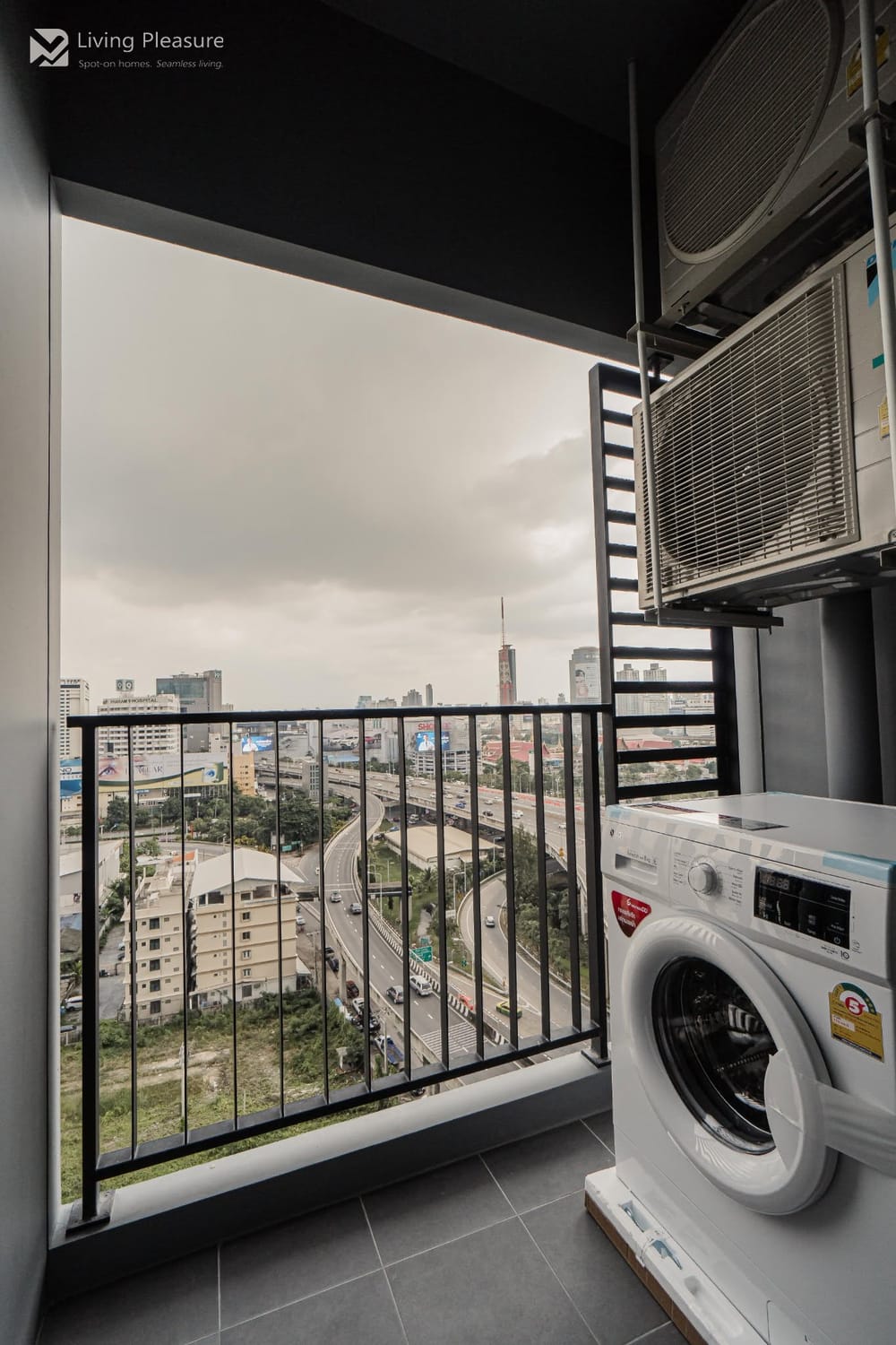ให้เช่า 1 ห้องนอน คอนโด ใน ไอดีโอ พระราม 9 - อโศก (Ideo Asoke-Rama 9) 10