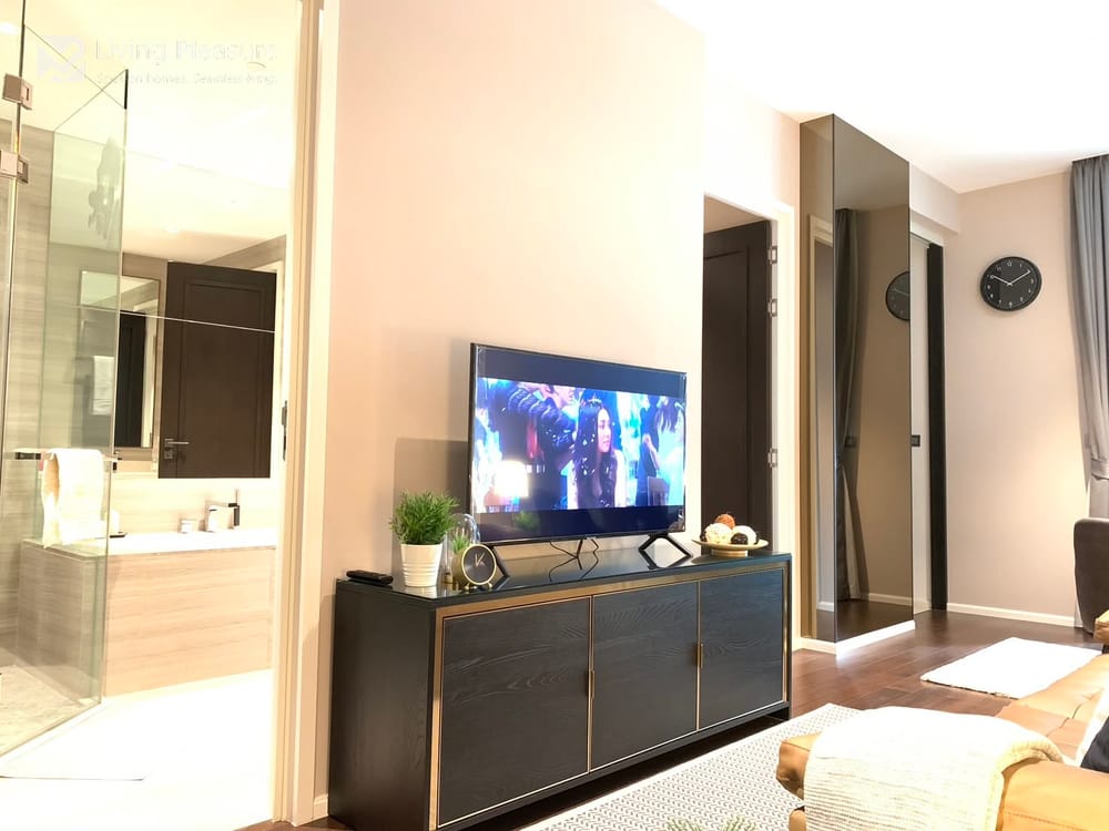 1BR Condo for Rent at The Diplomat 39, Upper Sukhumvit - Steps from BTS Phrom Phong 3