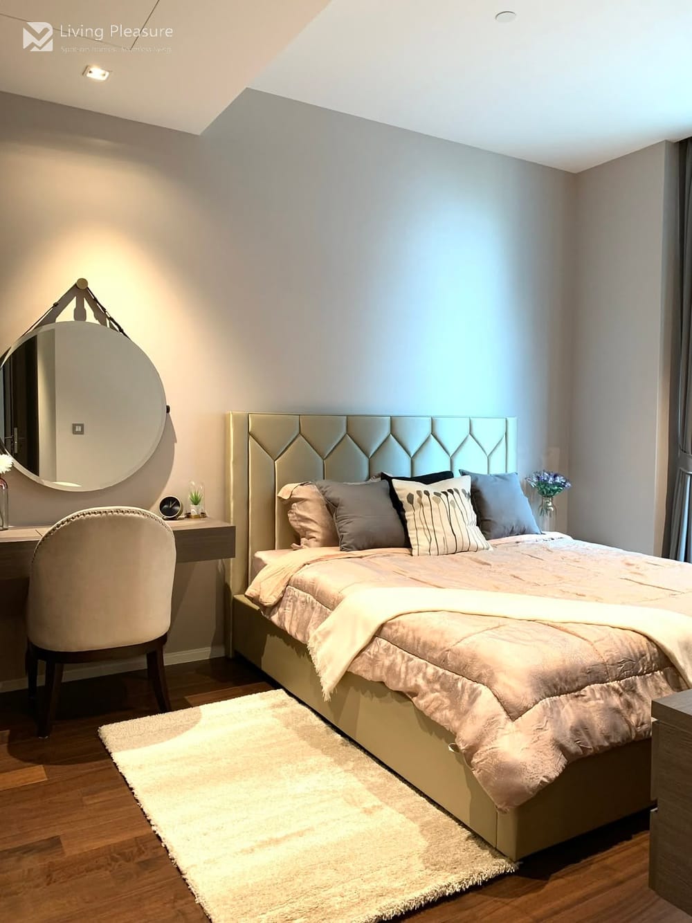 1BR Condo for Rent at The Diplomat 39, Upper Sukhumvit - Steps from BTS Phrom Phong 8
