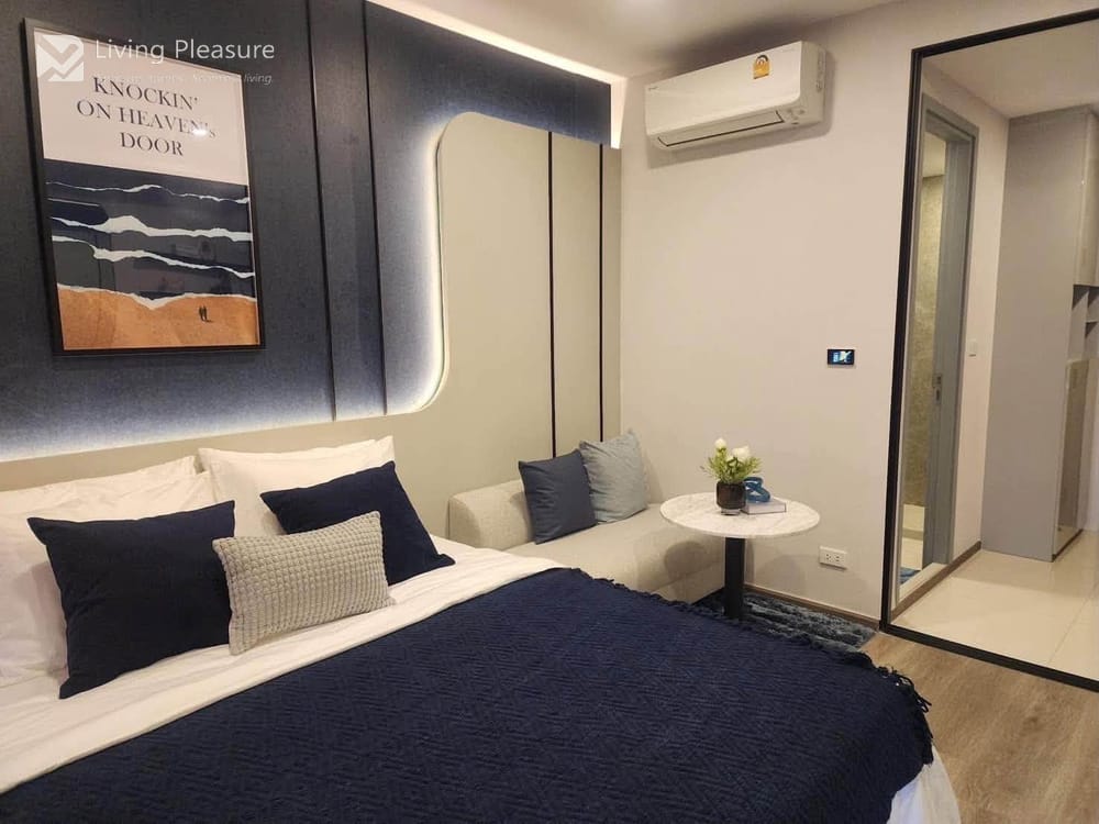 1-Bedroom Condo for Rent in SOHO Bangkok Ratchada - Steps from MRT Huai Khwang 7