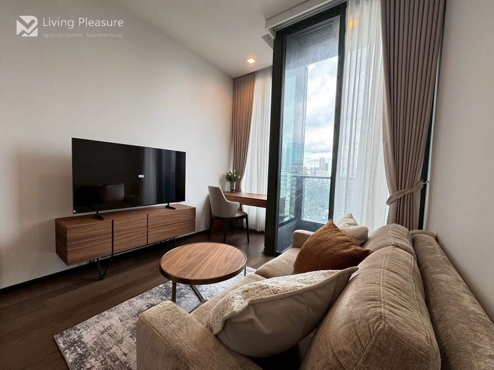 ให้เช่า 1 ห้องนอน คอนโด ใน (AESTIQ Thonglor) 1