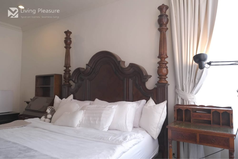 Luxury 2-Bedroom Condo for Sale at Aguston Sukhumvit 22 - Pet Friendly Near MRT Queen Sirikit 9
